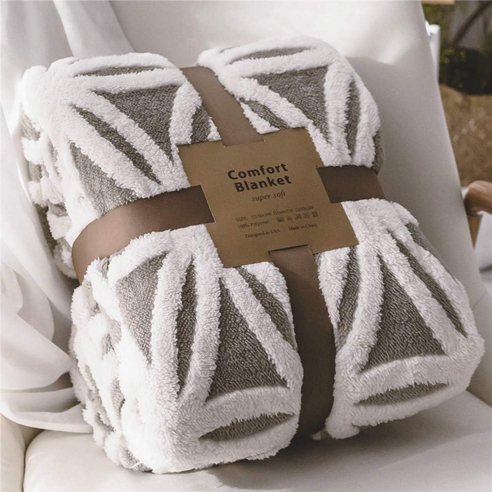 Cozy Up with Our Luxurious Dual-Sided Sherpa Fleece Blanket - Soft Throw for Couch, Sofa & Bed!