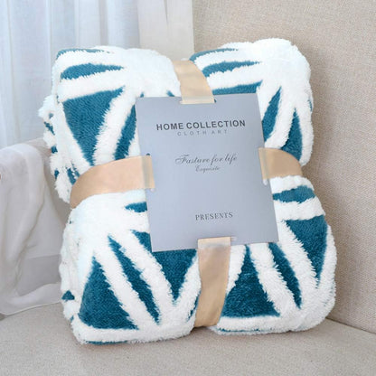 Cozy Up with Our Luxurious Dual-Sided Sherpa Fleece Blanket - Soft Throw for Couch, Sofa & Bed!